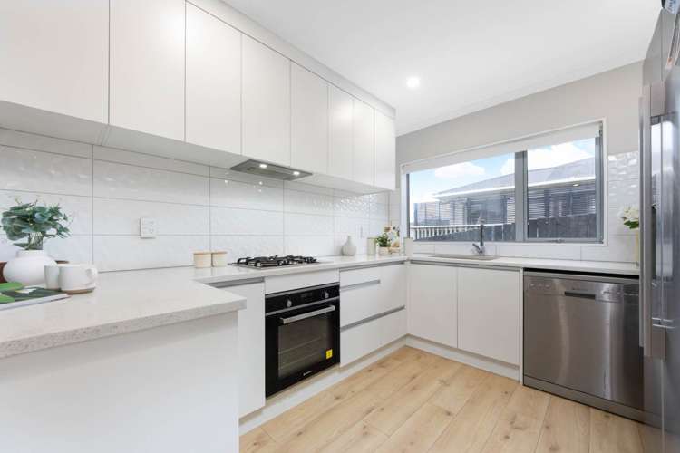 33b Glengarry Road Glen Eden_12