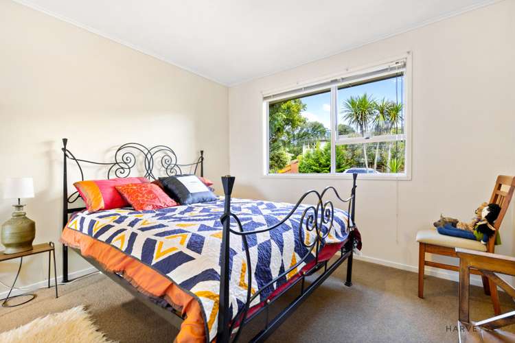 23 Lemnos Place Titirangi_9