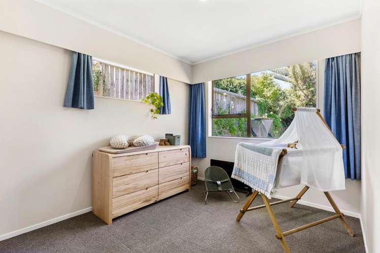 34 Percy Dyett Drive Karori_8