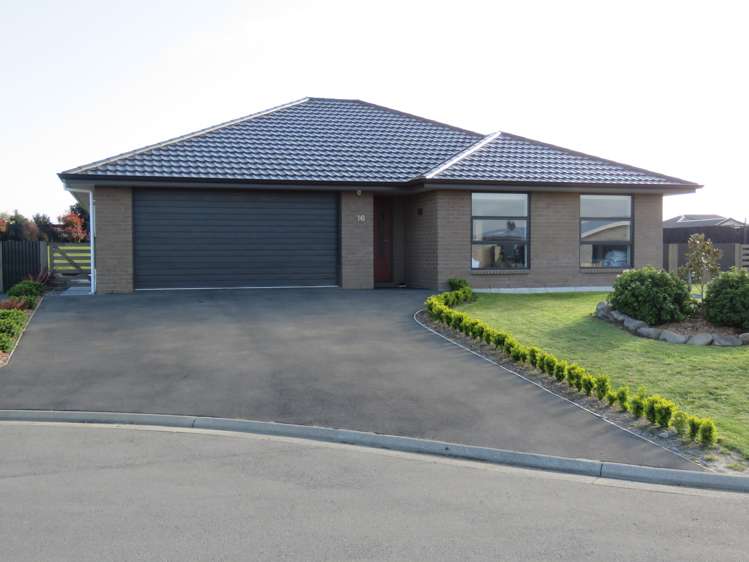 16 Trent Place Huntingdon_19