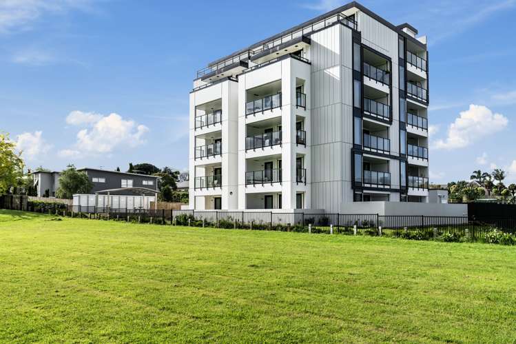 12 Barrack Road Mt Wellington_12