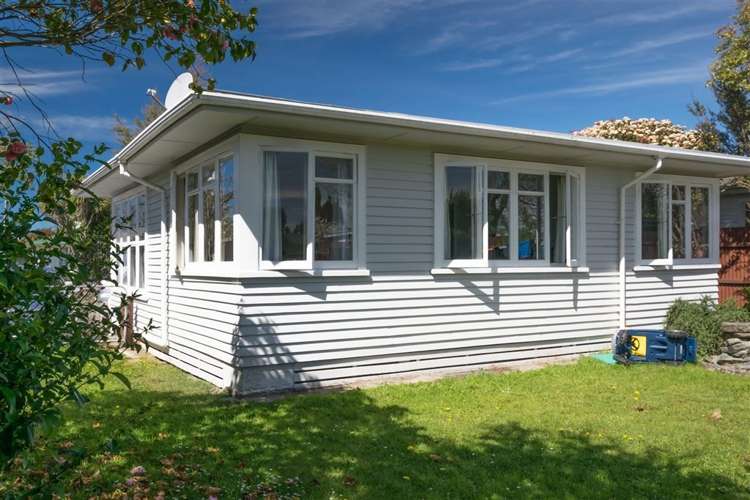 6 Edinburgh Crescent Redwoodtown_13