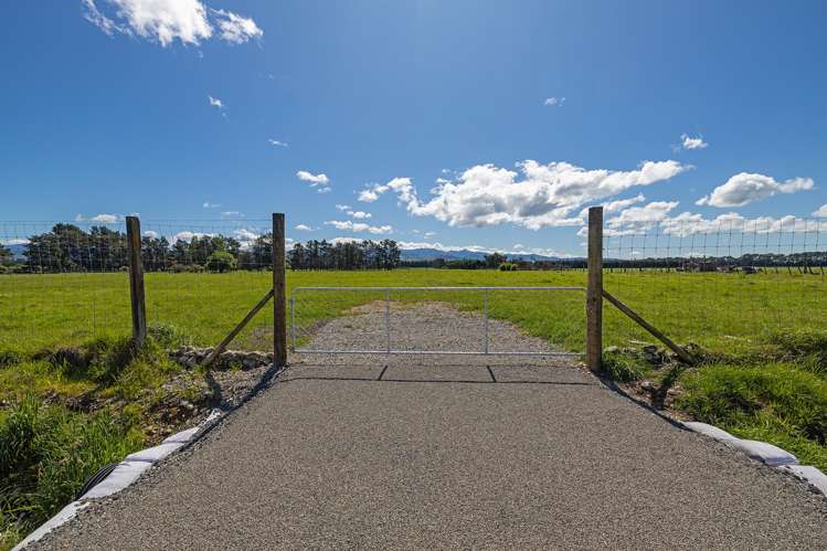 231 Hughes Line West Taratahi_6