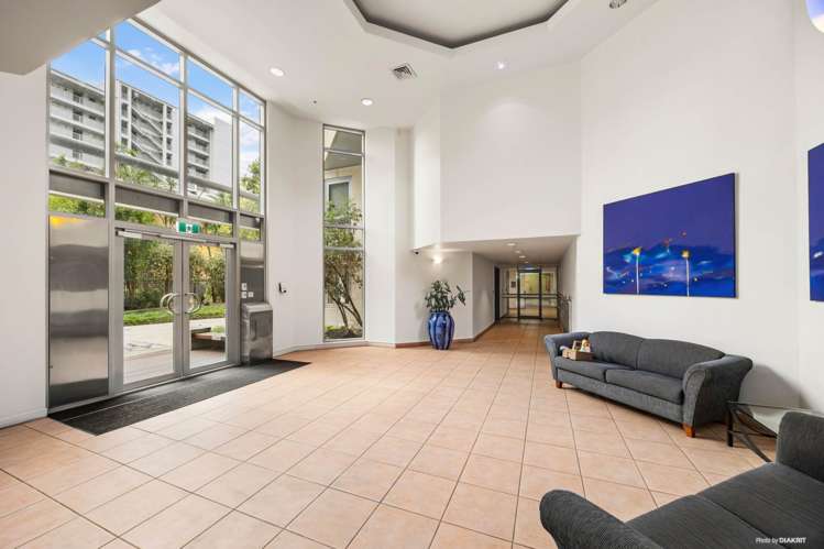 6J/205 Hobson Street City Centre_15