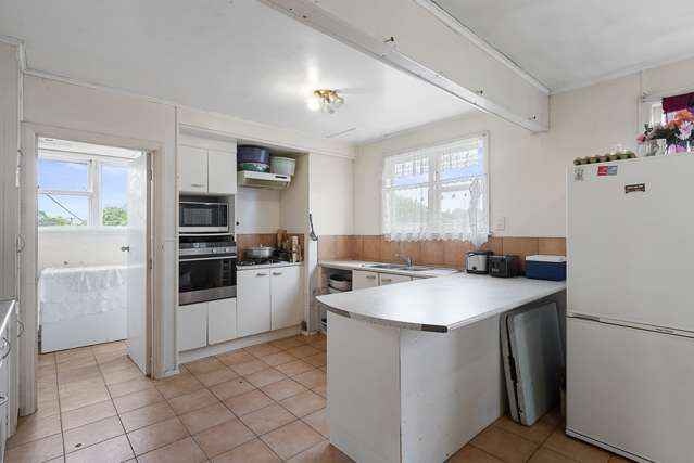 10 Ross Avenue Otara_1