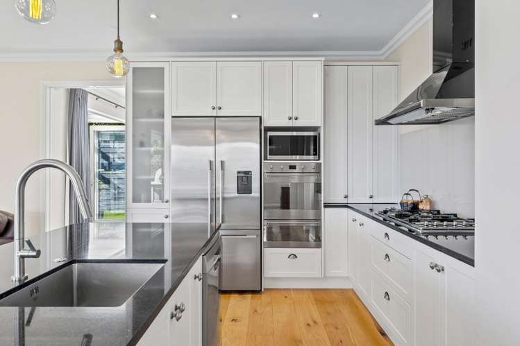 10 Portofino Point Karaka_8