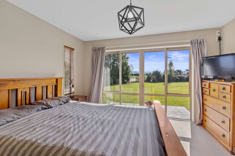 243 Mount Thomas Road Fernside_25