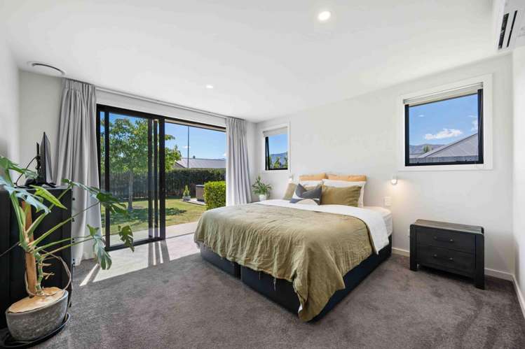 15 Pennycook Place Lake Hawea_10