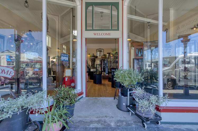 75-77 Revell Street Hokitika_45