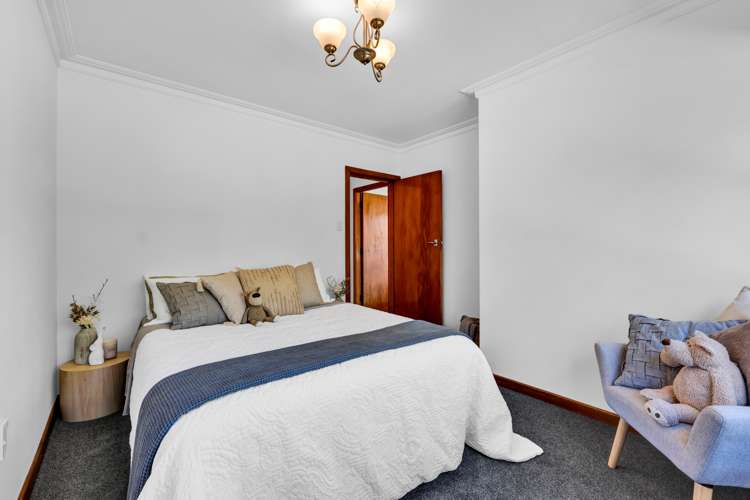 15 Rimu Street Strandon_16