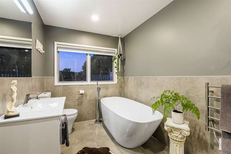 2 Miran Lane Red Beach_10