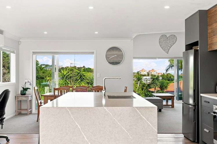 53 Regency Park Drive Gulf Harbour_8
