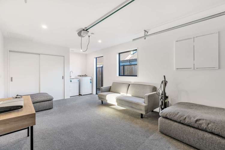 36 Magnum Drive Cromwell_16