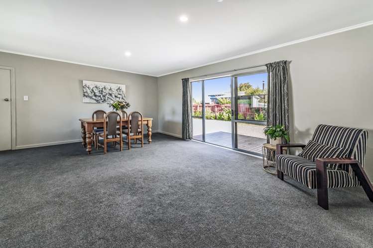 24 North Terrace Darfield_8