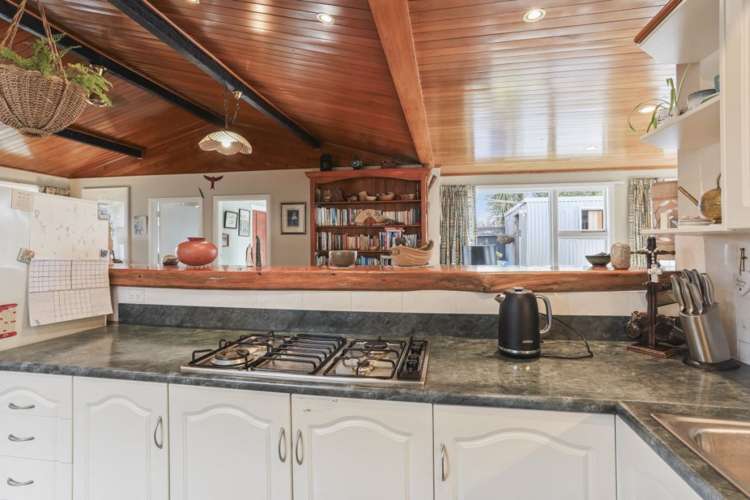 34 Queens Avenue Waikuku Beach_5