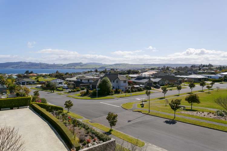 18 Botanical Heights Drive Waipahihi_17