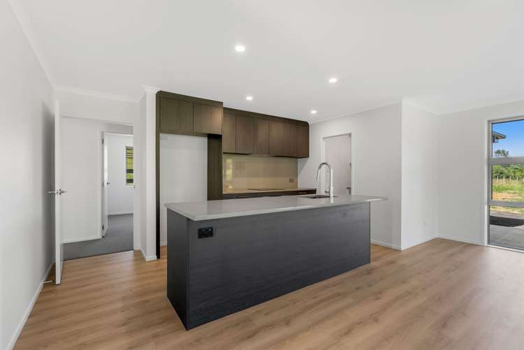 6 Frost Rise Hunua_2