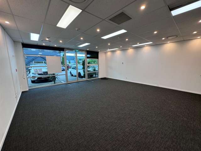 Unit 6, 2 Barry Hogan Place Riccarton_2