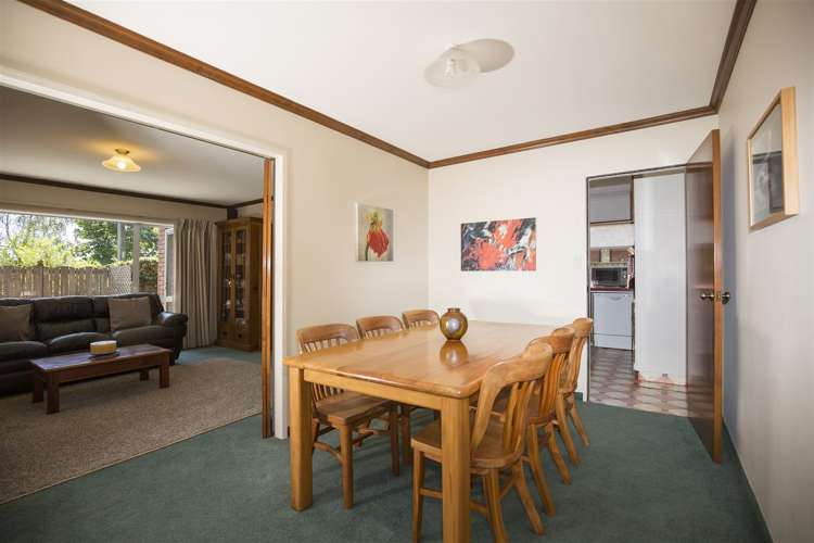 9 Newall Avenue Stoke_15