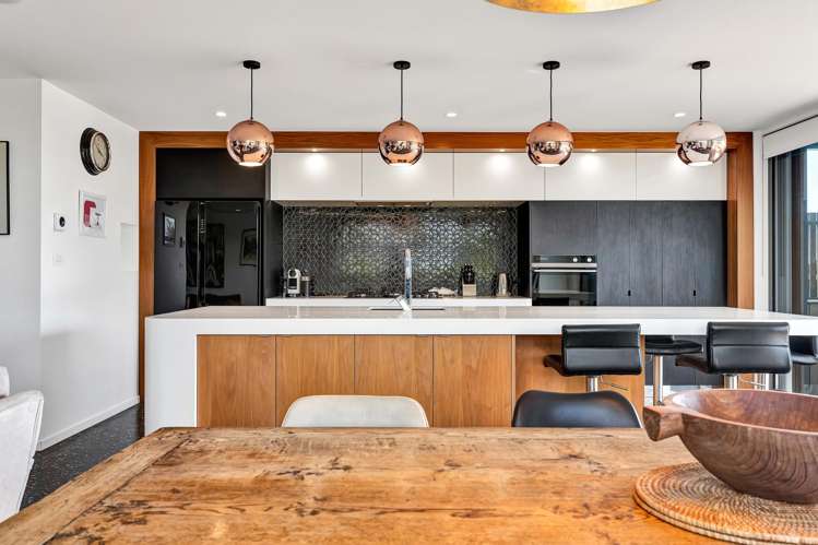 244 Devon Street West City Centre_6