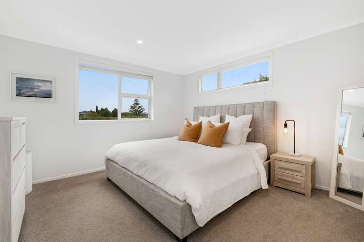 10 Pohutukawa Avenue Red Beach_13