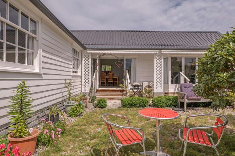 113 Poranui Beach Rd Little River_15