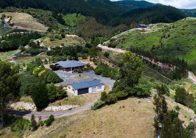 98 Mac'S Road Hira_28