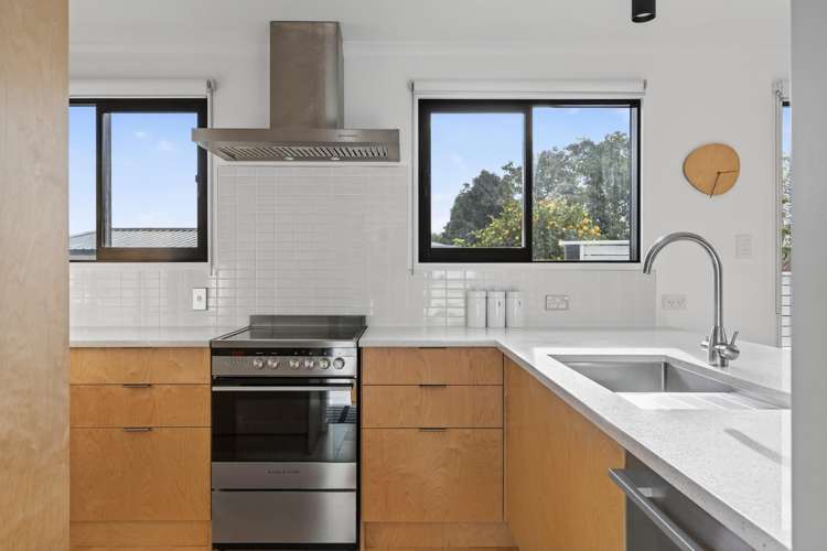 20 Root Street Gisborne_7