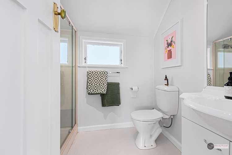 49 Kensington Avenue Petone_22