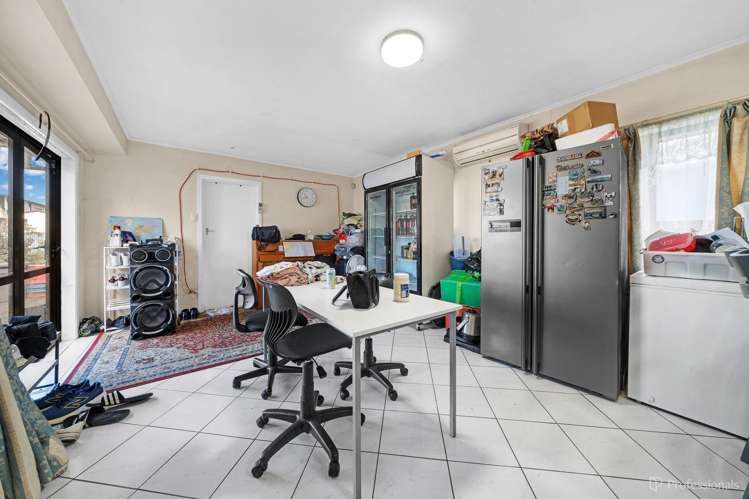 8 Buckland Road Mangere East_4