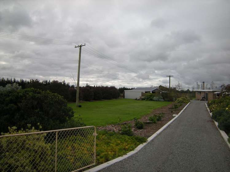 692 Robinsons Road Rolleston_18