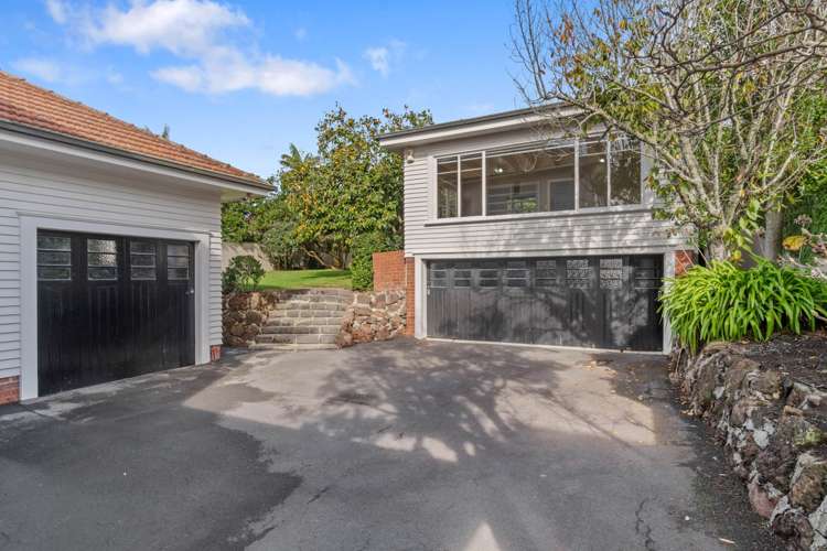 82 Paritai Drive Orakei_13