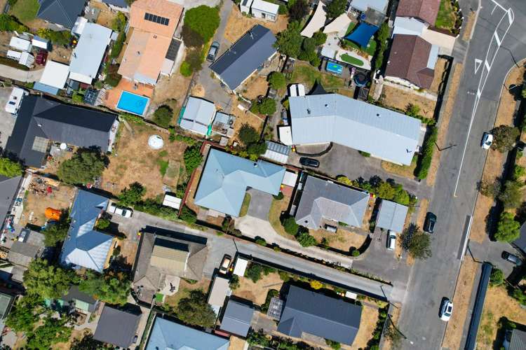 2/12 Carlsen Street Burwood_17