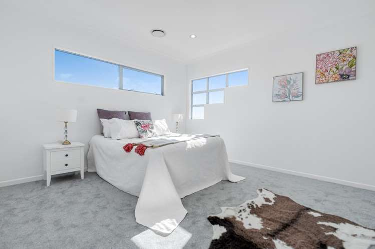 731 Redoubt Road Flat Bush_32