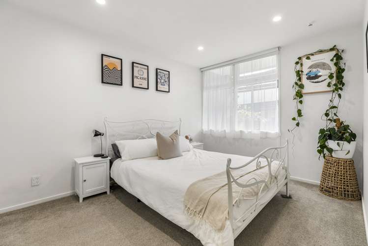 4/9 Don Croot Street Morningside_8