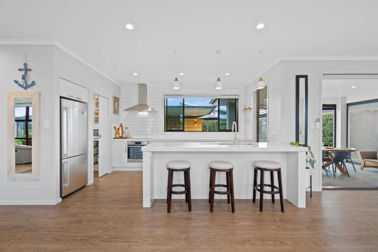 8 Lanyard Place One Tree Point_16