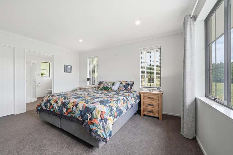 106 Davis Road Cust_9