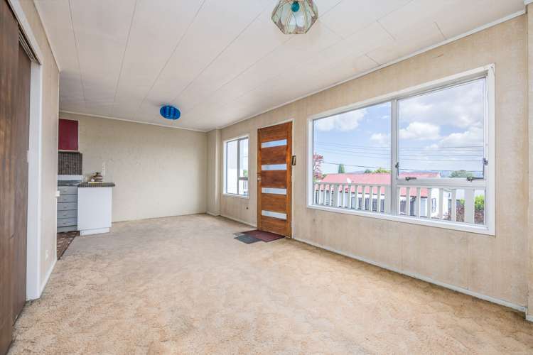 1/2a Elm Street Avondale_2