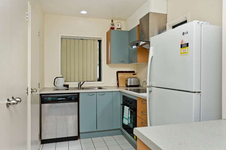 1/10 John Jennings Drive Oteha_6