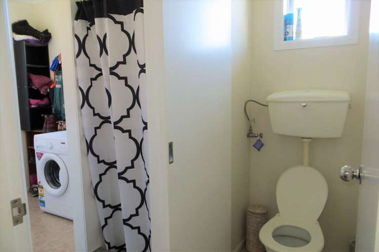 65 Whitaker Street Te Aroha_12