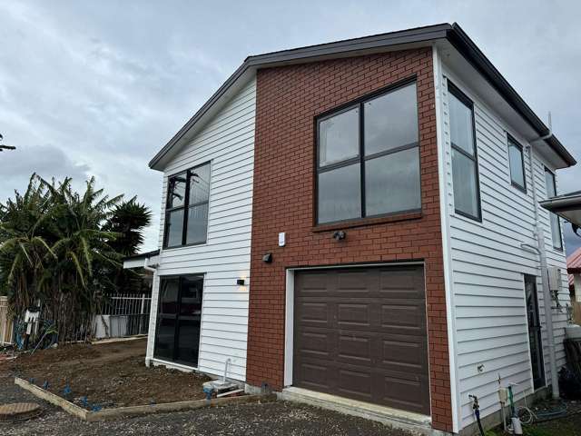 Charming 3BR Home in Papatoetoe