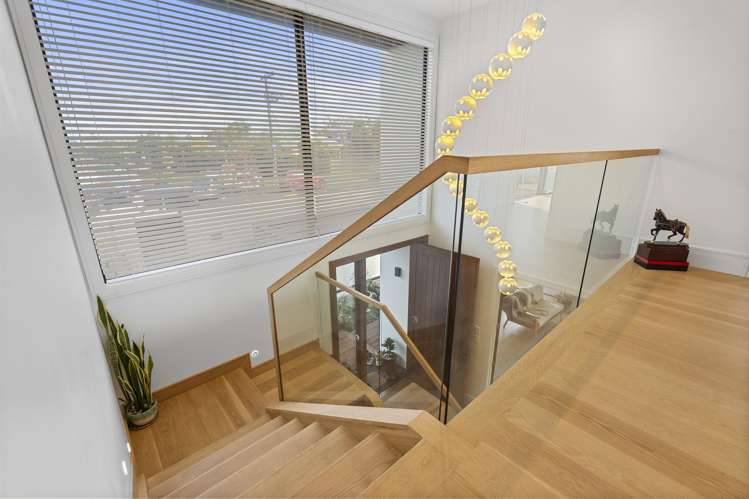 37 Lake Pupuke Drive Takapuna_24
