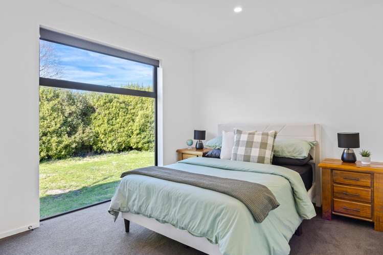 71 Courage Road Amberley_16