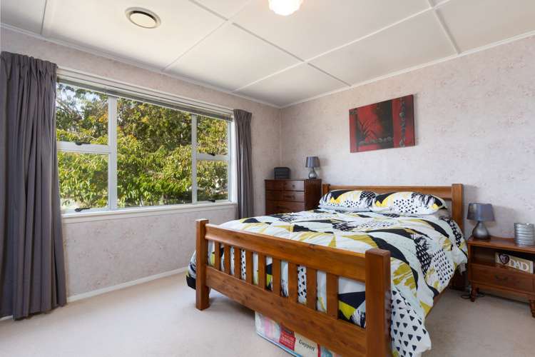 184 High Street South Carterton_6