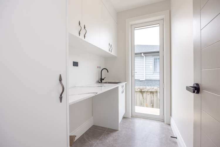 38 Colliston Rise Pinehill_18