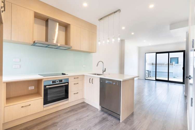 182 Rockfield Road Penrose_7