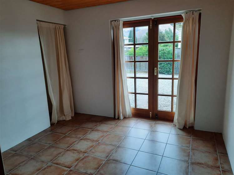 47 Aubrey Road Wanaka_9