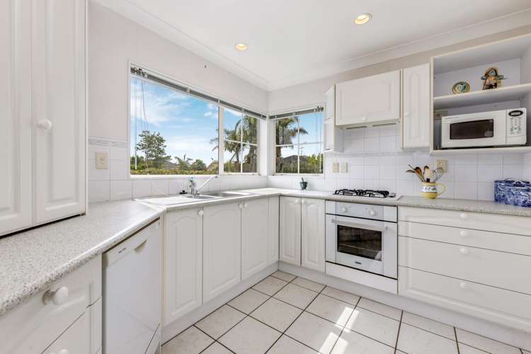 15 Pat Oconnor Place Manurewa_6