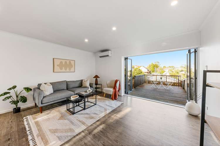 2/6 Leigh Terrace_4