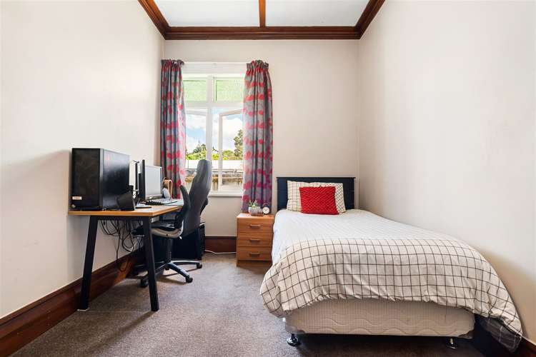 2 Raewyn Street Morningside_10